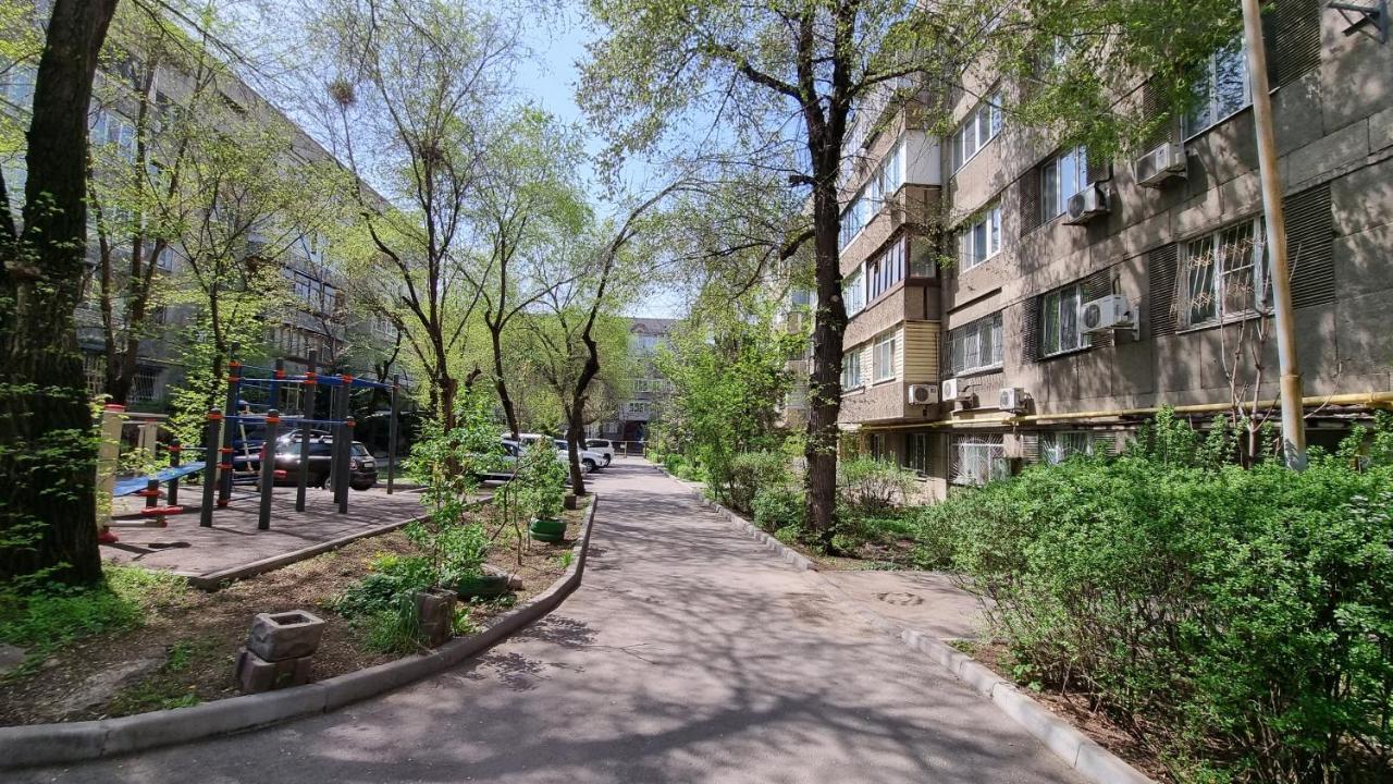Almaty Apartment 76 Экстерьер фото